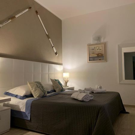 Torre Squillace Aquarama Rooms & Apartments المظهر الخارجي الصورة