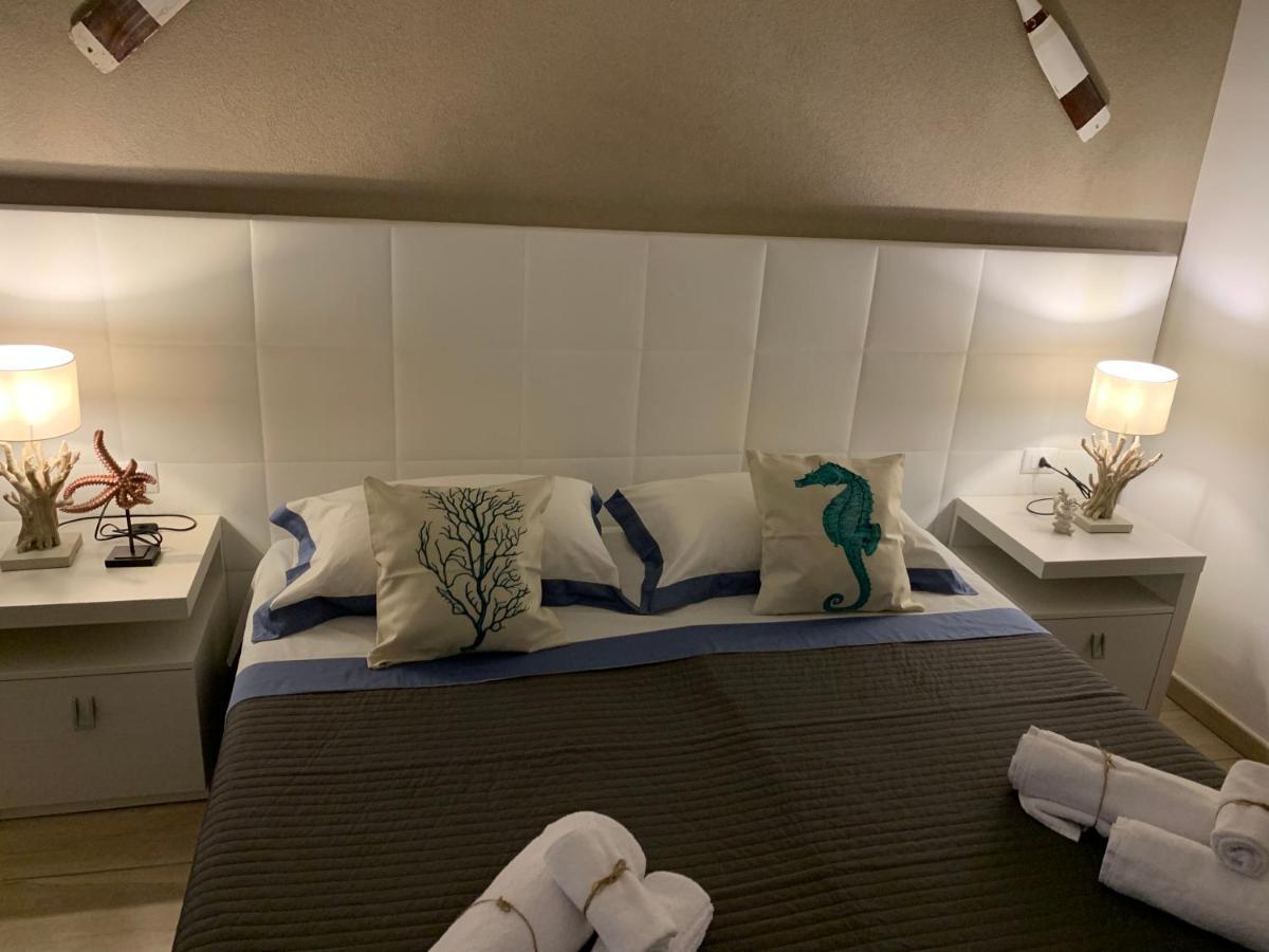 Torre Squillace Aquarama Rooms & Apartments المظهر الخارجي الصورة