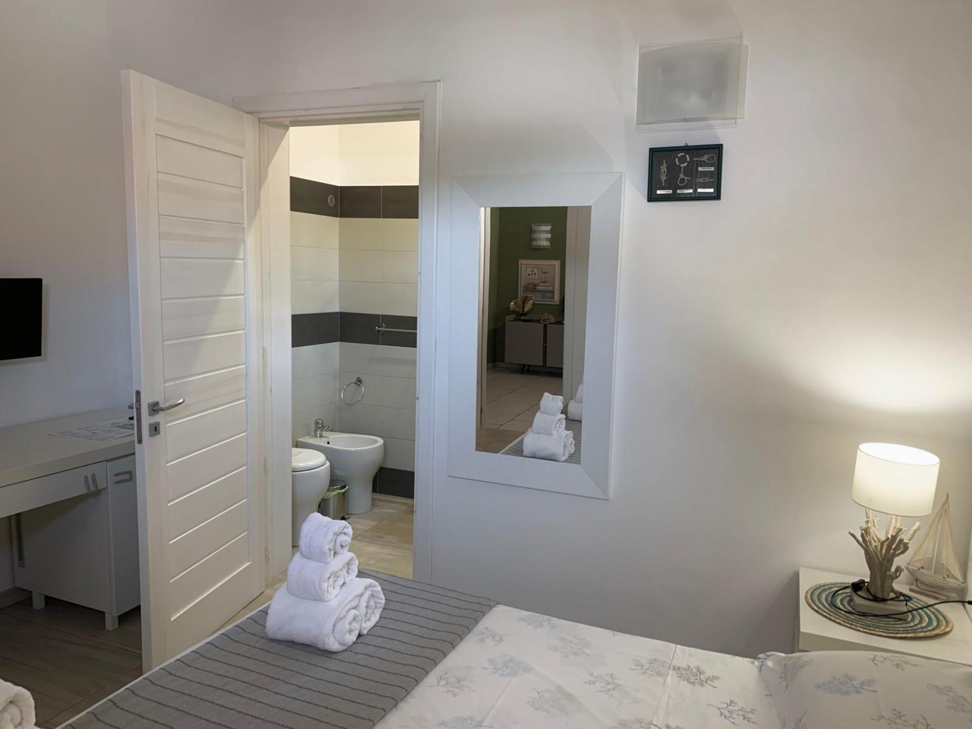 Torre Squillace Aquarama Rooms & Apartments المظهر الخارجي الصورة