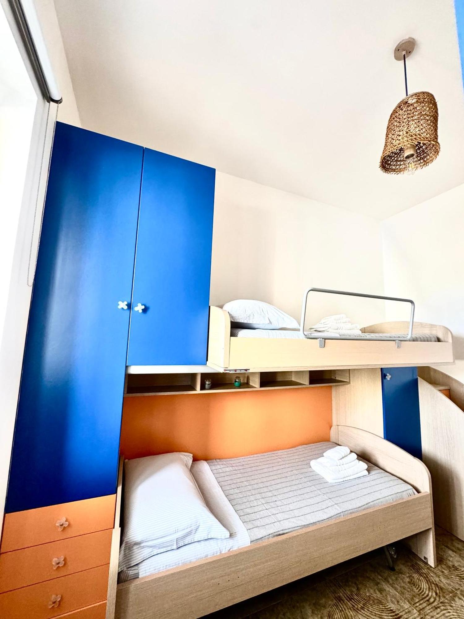 Torre Squillace Aquarama Rooms & Apartments المظهر الخارجي الصورة